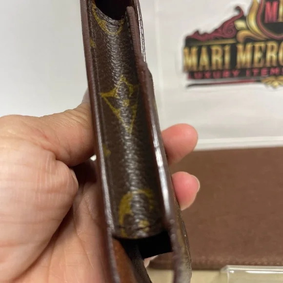 Louis Vuitton Monogram Brown Case